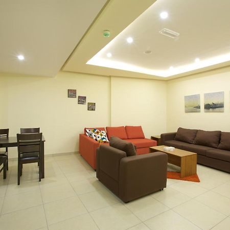 Lujain Hotel فندق النور واللجين Amman Extérieur photo