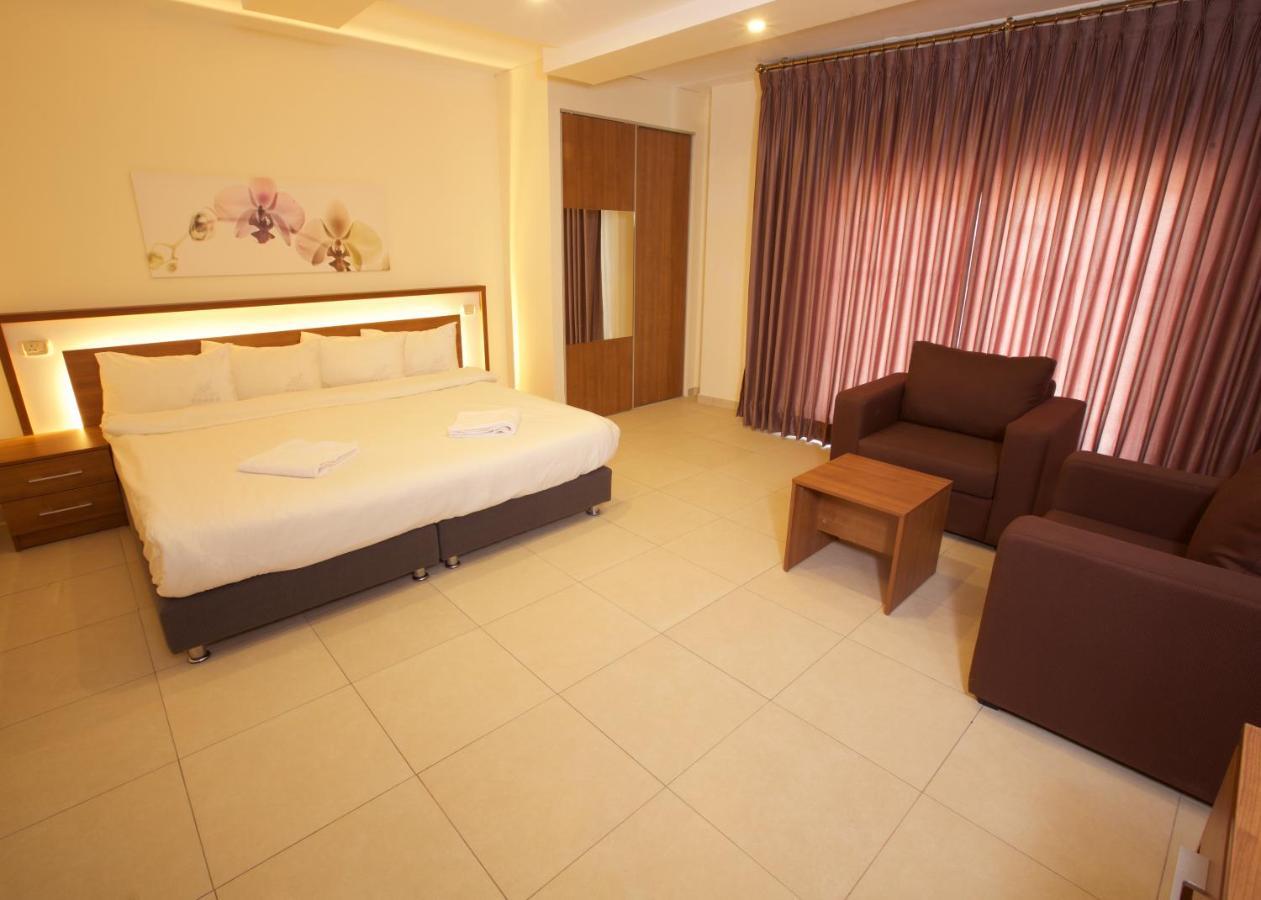 Lujain Hotel فندق النور واللجين Amman Extérieur photo