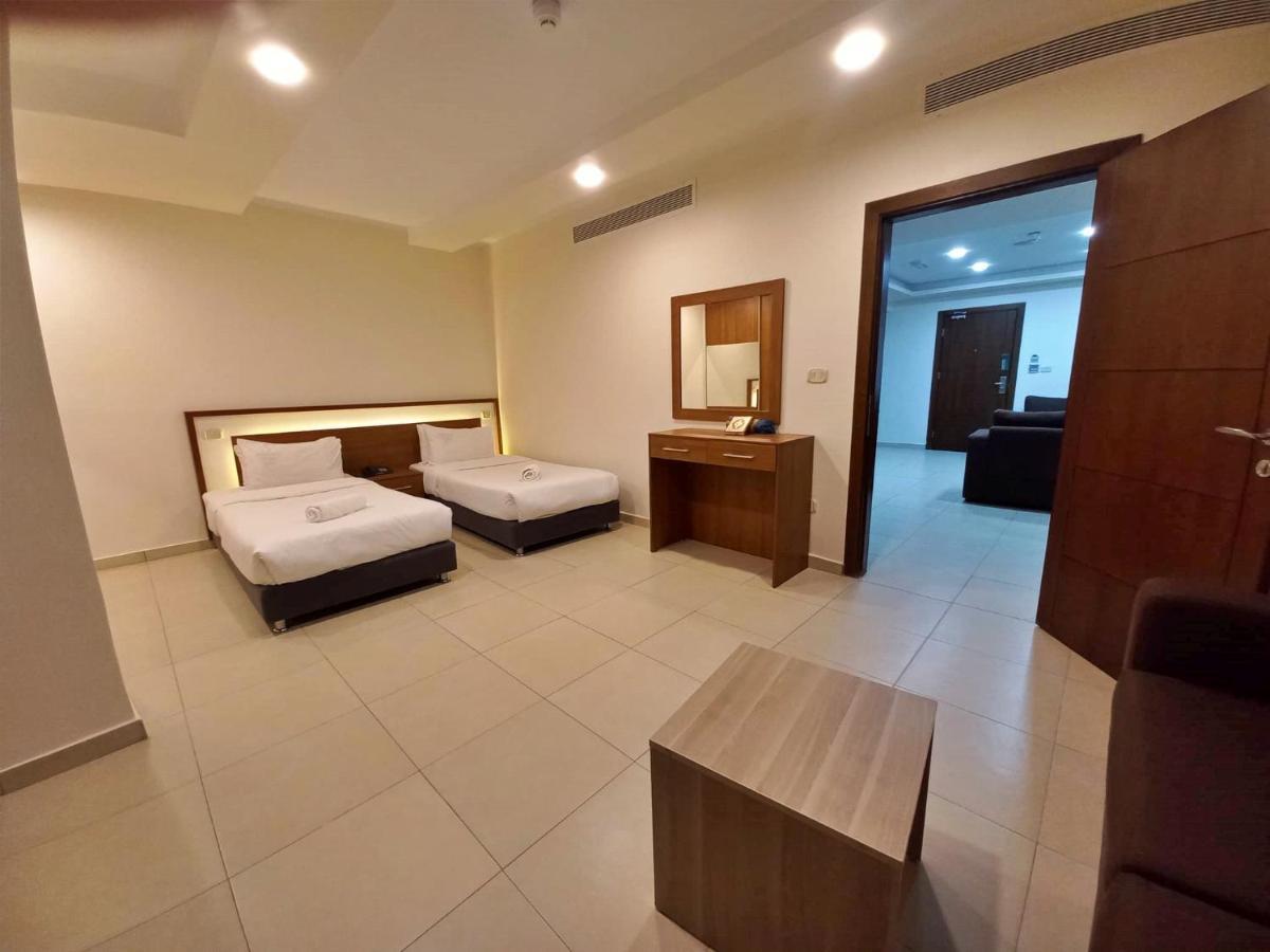 Lujain Hotel فندق النور واللجين Amman Extérieur photo