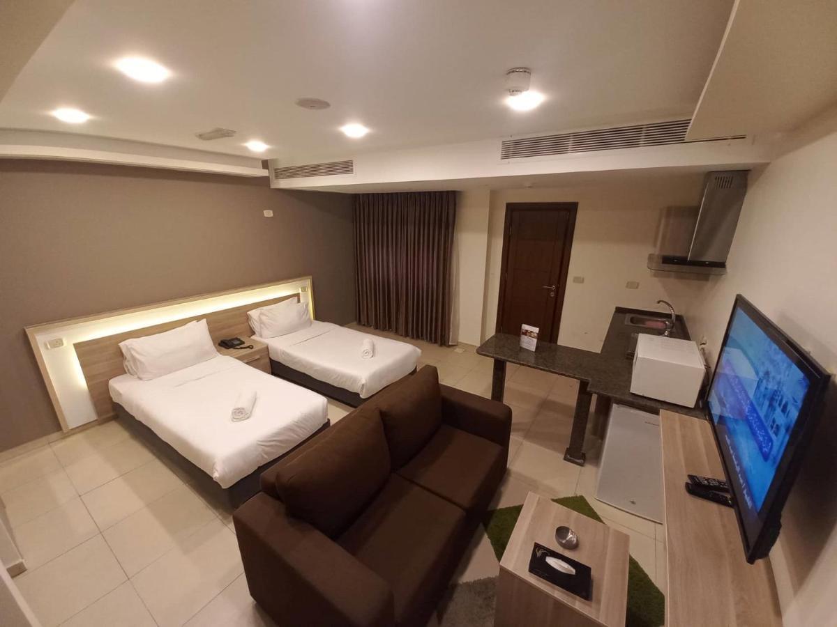 Lujain Hotel فندق النور واللجين Amman Extérieur photo