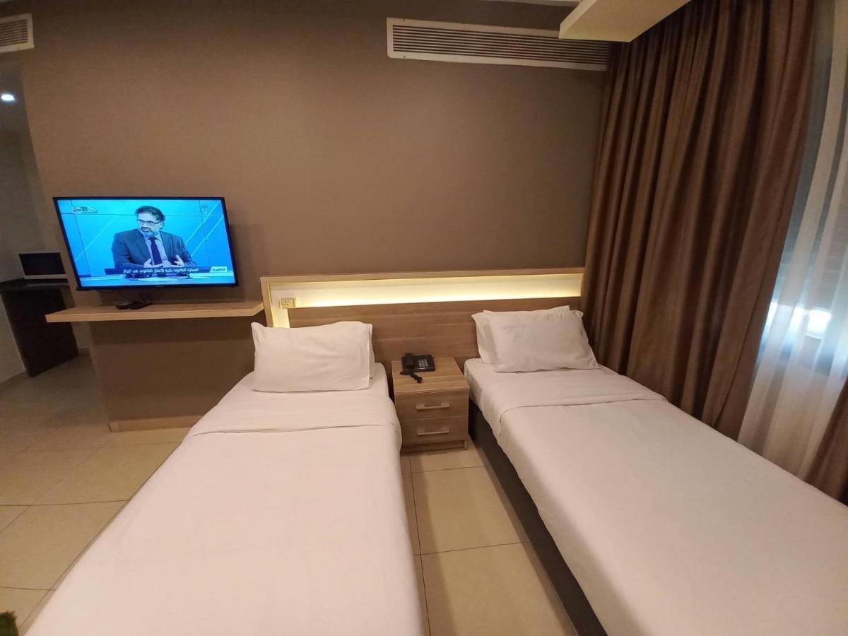 Lujain Hotel فندق النور واللجين Amman Extérieur photo