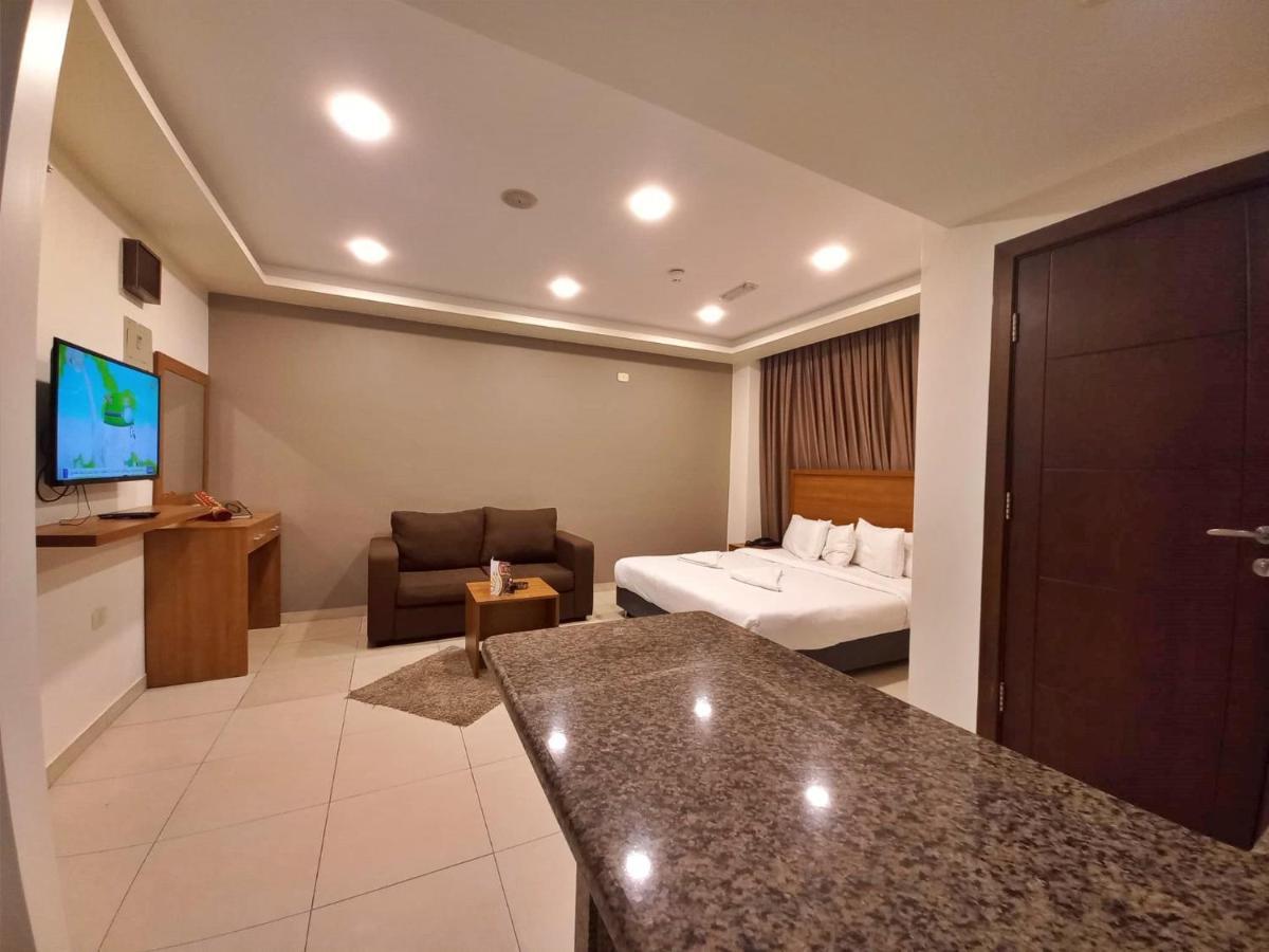 Lujain Hotel فندق النور واللجين Amman Extérieur photo
