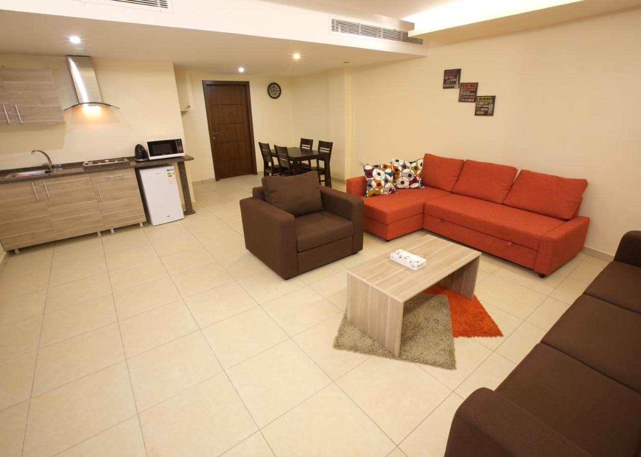Lujain Hotel فندق النور واللجين Amman Extérieur photo