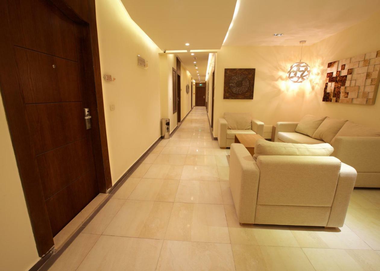 Lujain Hotel فندق النور واللجين Amman Extérieur photo