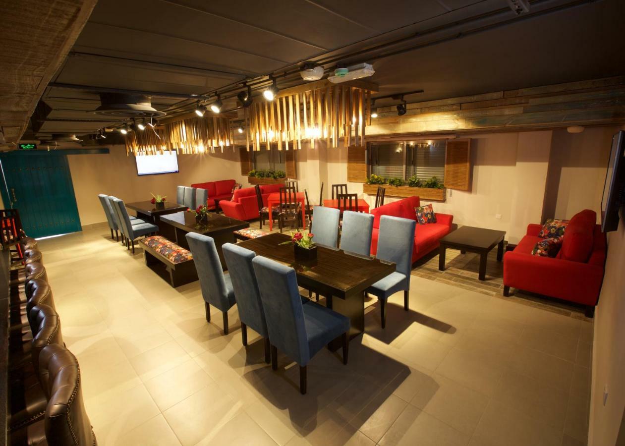 Lujain Hotel فندق النور واللجين Amman Extérieur photo